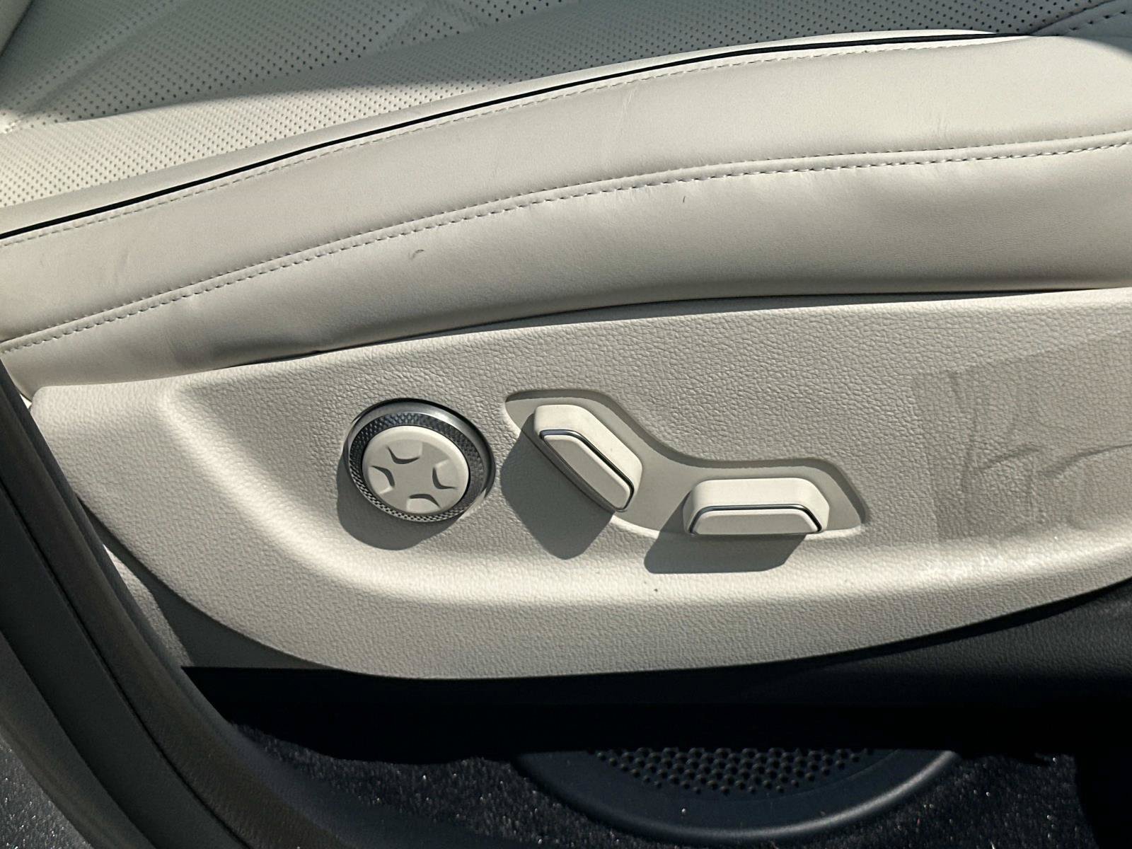 New 2026 Genesis GV80 3.5T Prestige AWD/4WD image 36