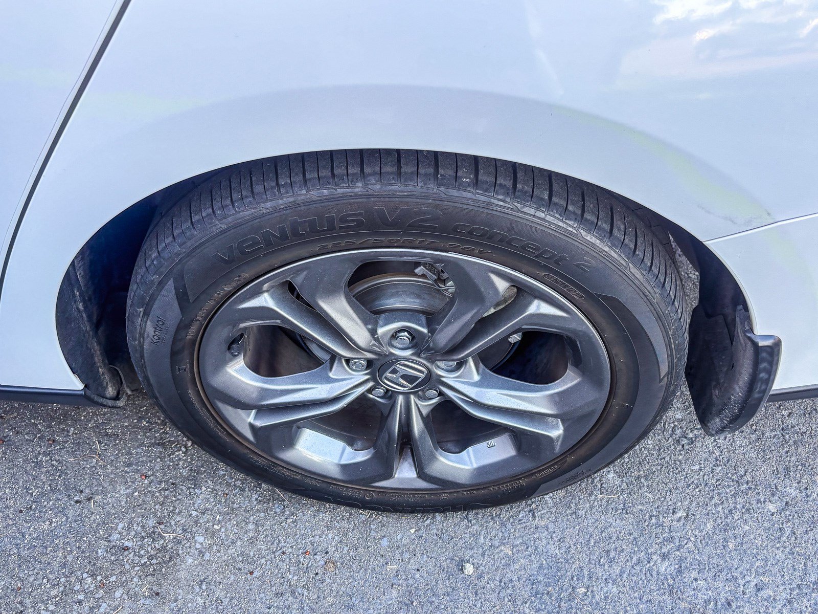 Used 2023 Honda Accord EX image 11