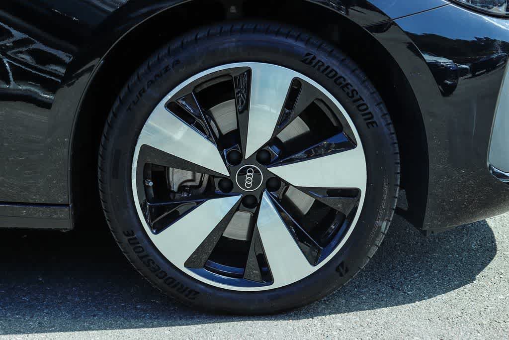 Used 2025 Audi A5 2.0T Premium Plus w/ Premium Plus AWD/4WD image 8