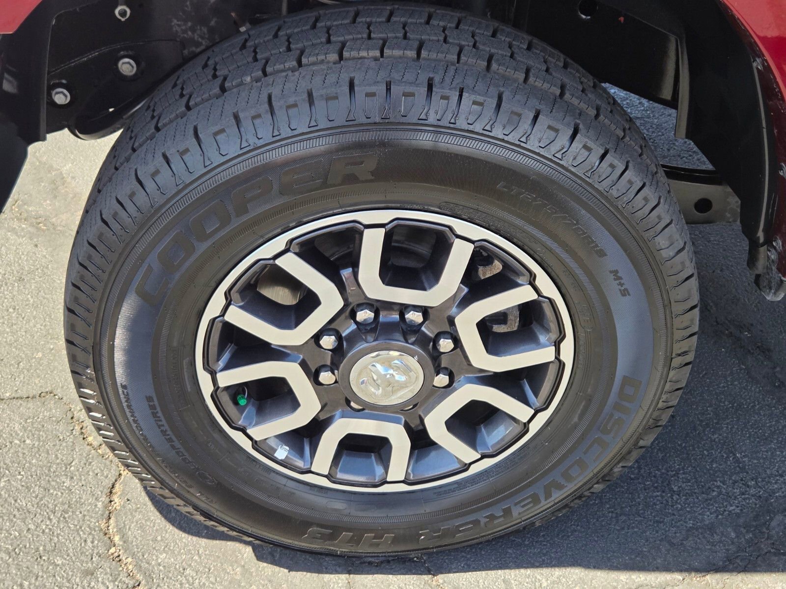 Used 2023 RAM 2500 Limited AWD/4WD image 9