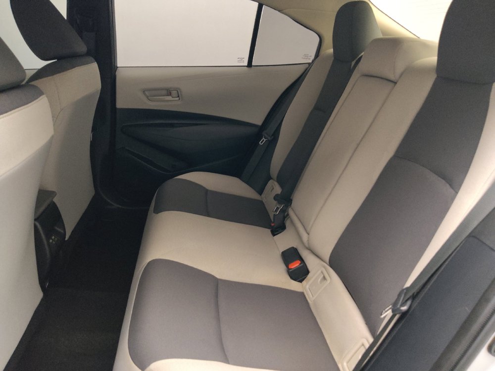 Used 2025 Toyota Corolla LE FWD image 18