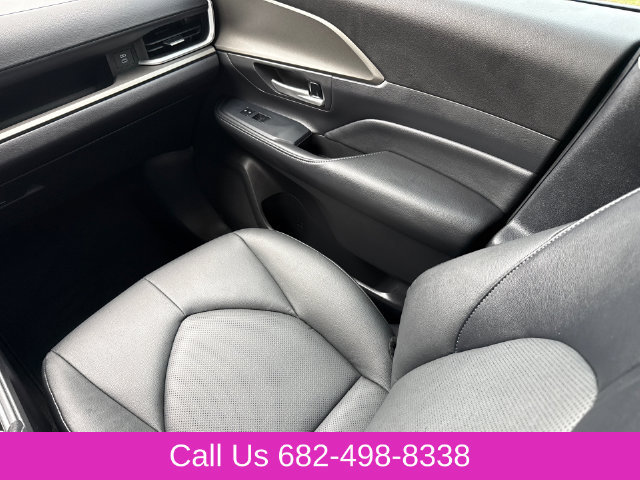 Used 2025 Toyota Grand Highlander AWD image 16