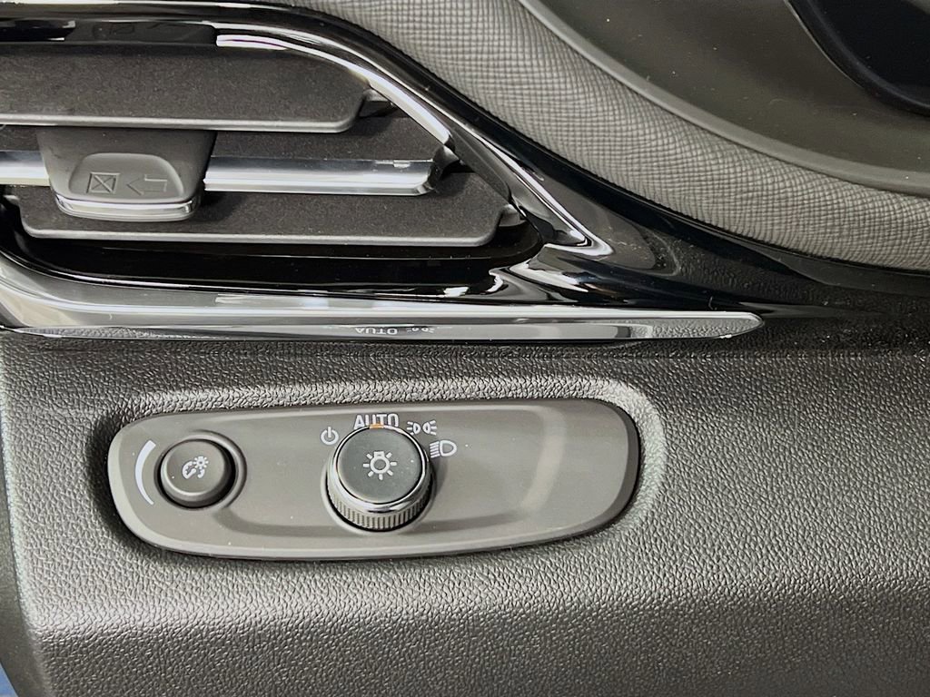New 2026 Buick Envista Sport Touring w/ Convenience I Package FWD image 9