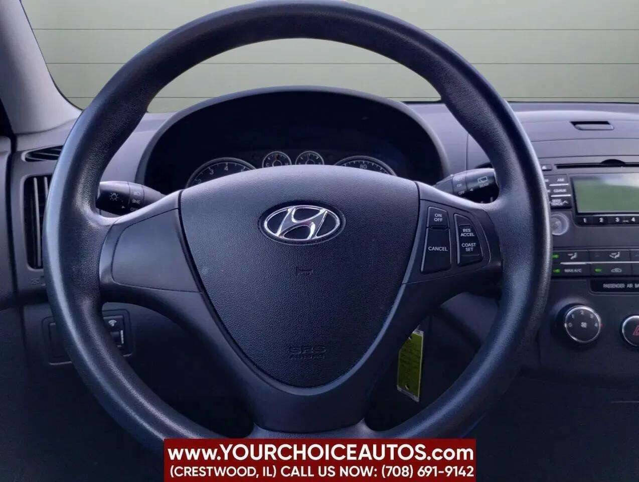 Used 2012 Hyundai Elantra GLS FWD image 13