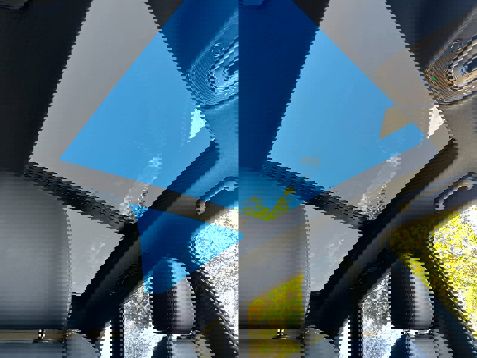 Used 2023 Audi SQ5 Prestige w/ Prestige Package image 17