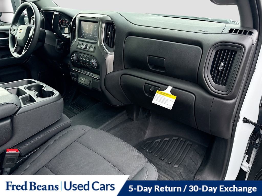 Used 2024 Chevrolet Silverado 3500 W/T image 30