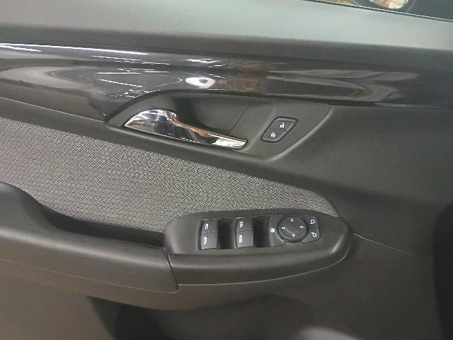 Used 2025 Chevrolet TrailBlazer LT AWD/4WD image 9