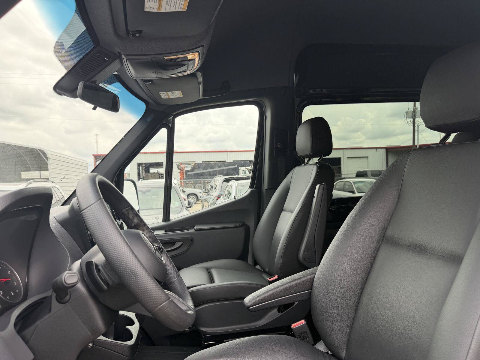 Certified 2025 Mercedes-Benz Sprinter 2500 image 8