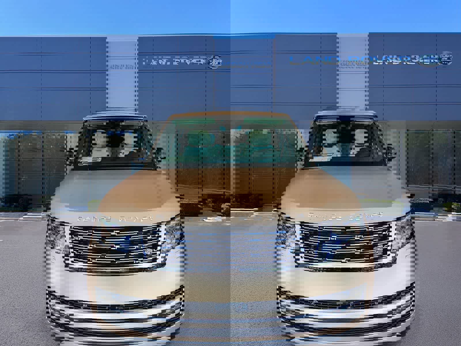 New 2026 Land Rover Range Rover Autobiography image 2