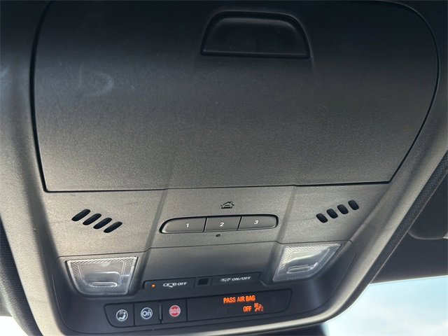 Used 2022 Cadillac XT4 Premium Luxury w/ Enhanced Visibility Package image 28