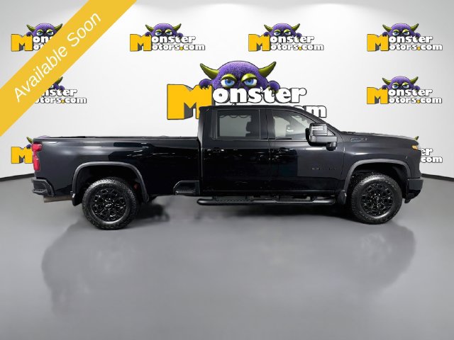 Used 2024 Chevrolet Silverado 2500 LTZ w/ LTZ Plus Package AWD/4WD image 4