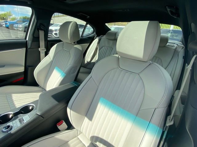 Used 2024 Genesis G70 2.5T w/ Sport Prestige Package RWD image 5