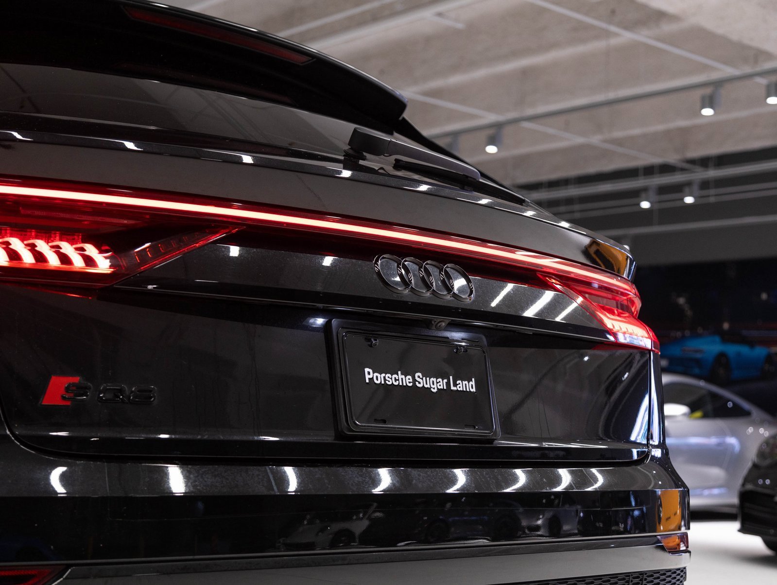 Used 2022 Audi SQ8 Prestige w/ Prestige Package image 32