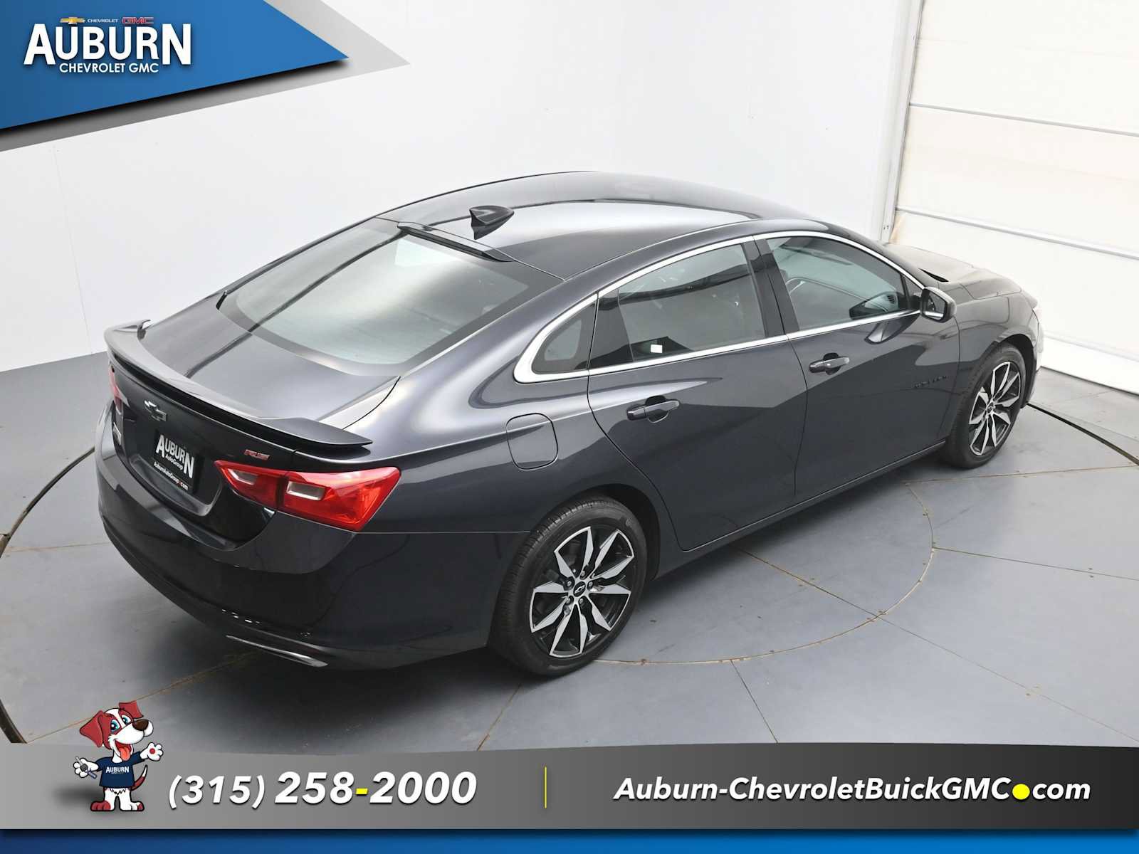 Used 2023 Chevrolet Malibu RS FWD image 32
