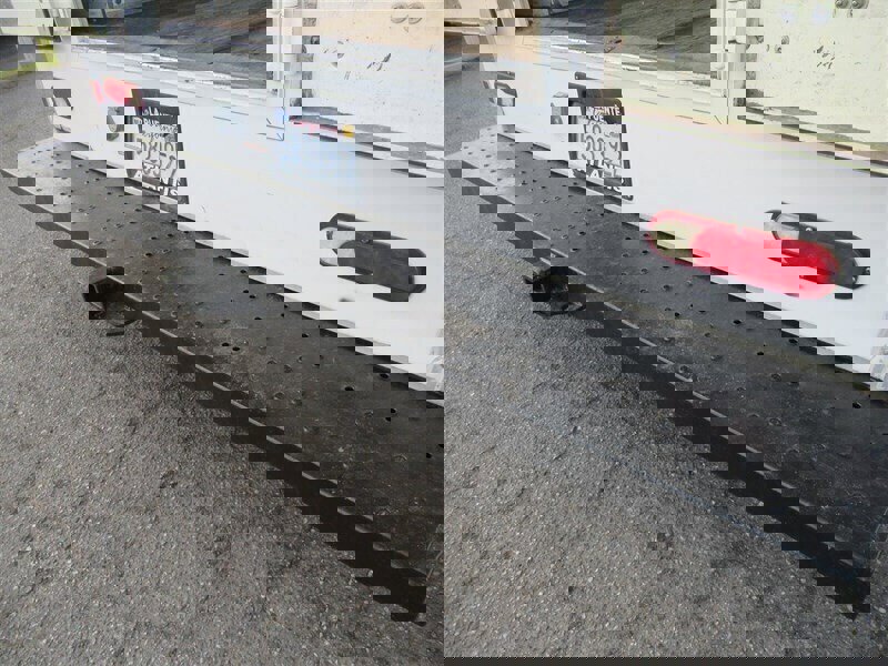 Used 2016 Chevrolet Express 3500 RWD image 14