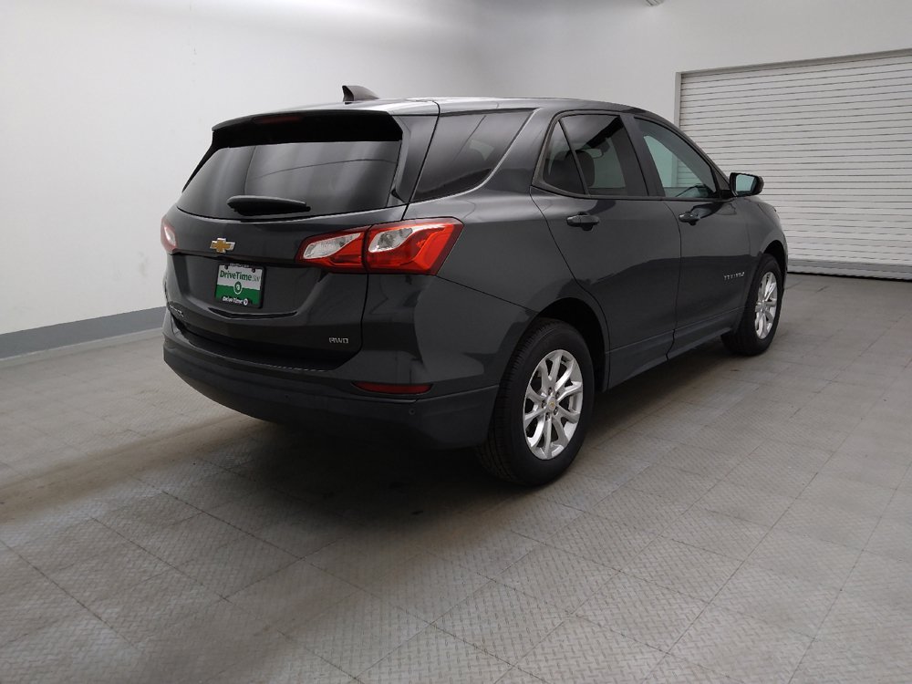 Used 2020 Chevrolet Equinox LS w/ LPO, Cargo Package AWD/4WD image 9