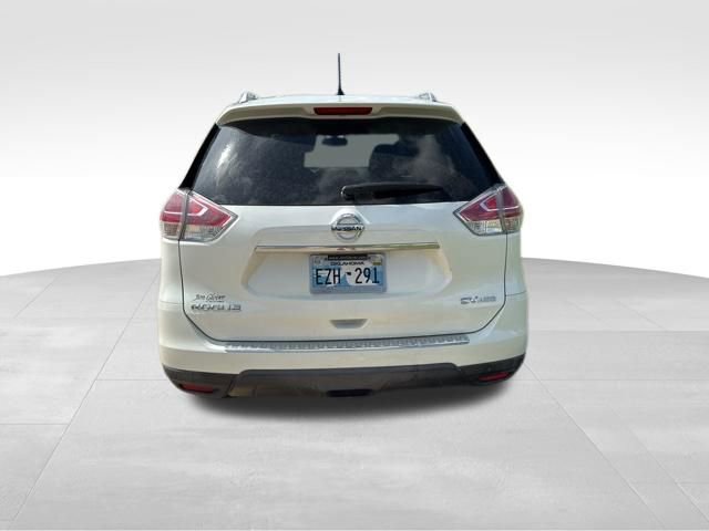 Used 2016 Nissan Rogue SV w/ SV Premium Package AWD/4WD image 4