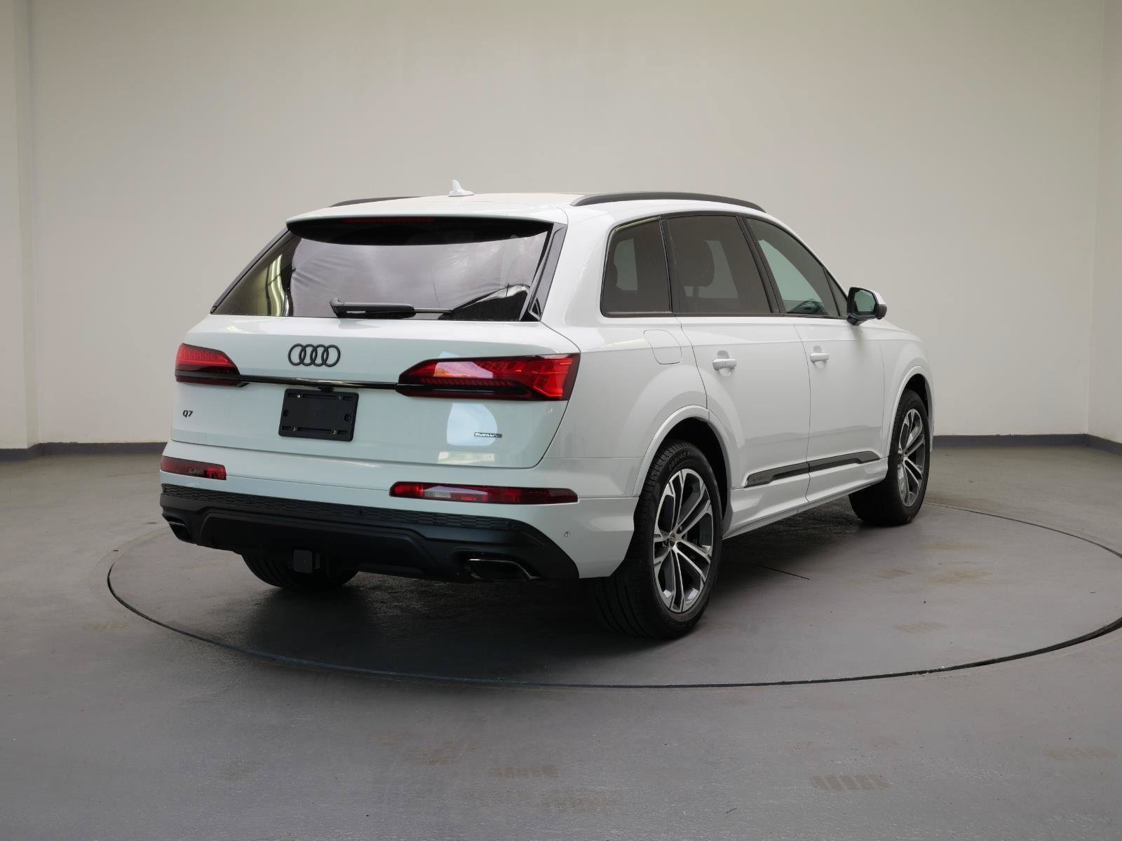 Used 2025 Audi Q7 2.0T Premium Plus AWD/4WD image 6