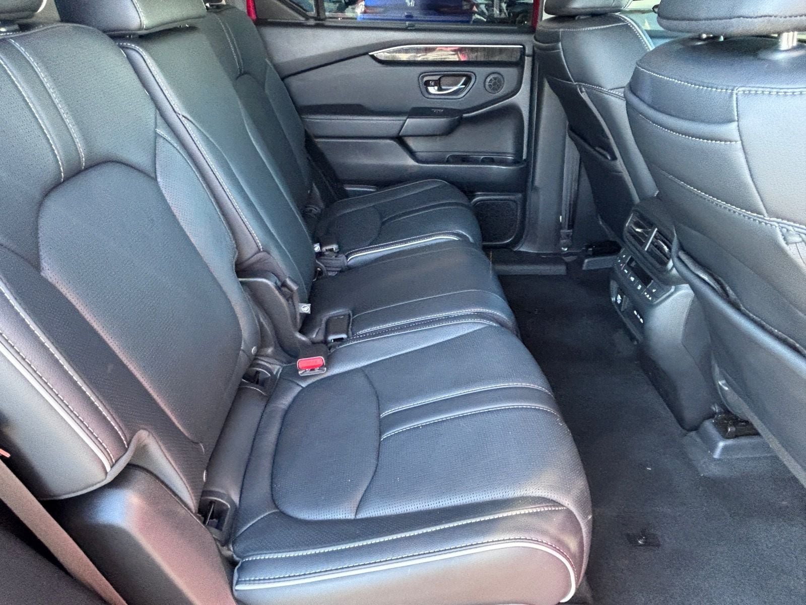 Certified 2025 Honda Pilot Elite image 15
