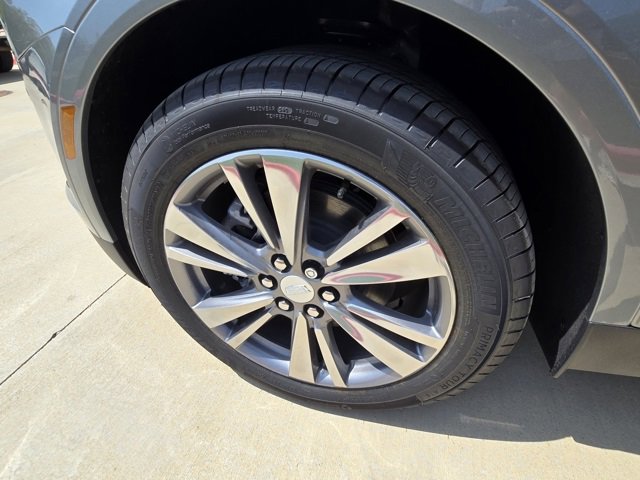 New 2025 Cadillac XT5 Premium Luxury w/ Technology Package image 9