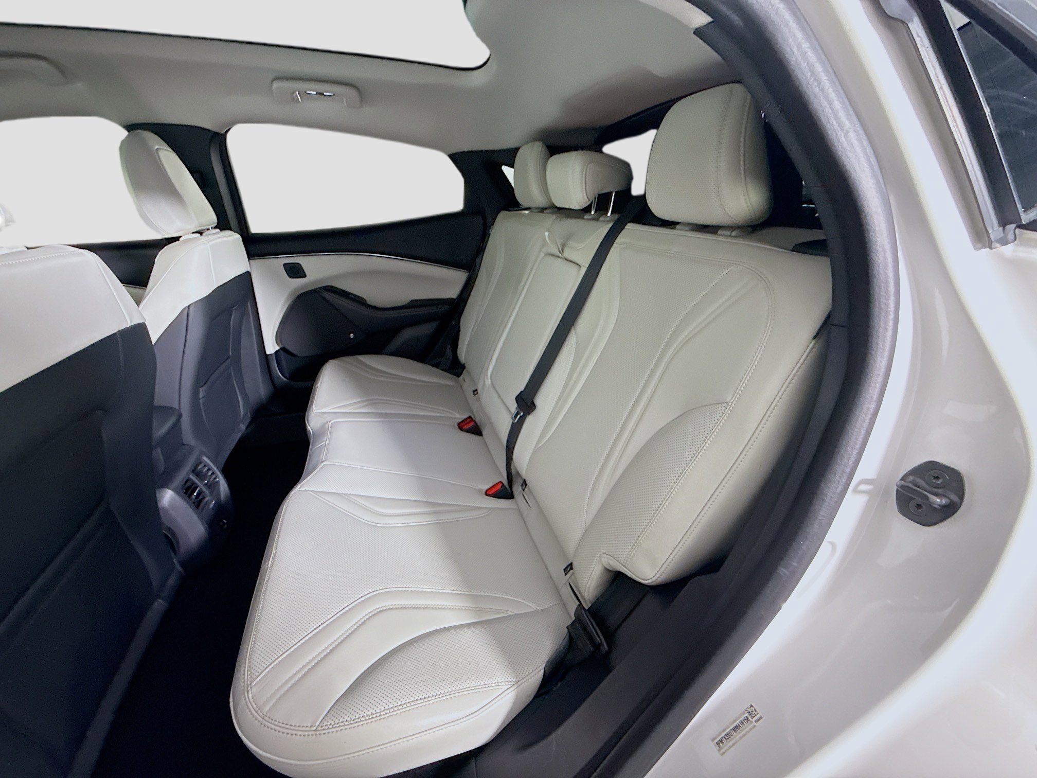 Used 2021 Ford Mustang Mach-E Premium image 25