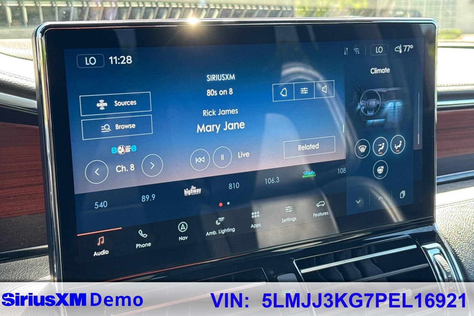 Used 2023 Lincoln Navigator L Reserve w/ Monochromatic Package image 28