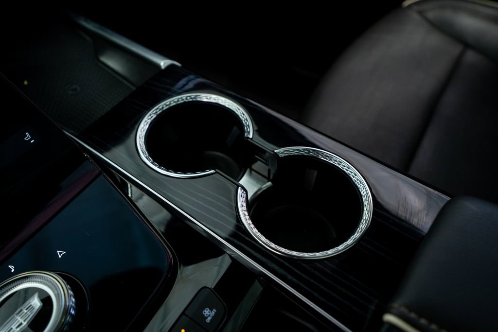 Used 2025 Cadillac Escalade ESV Sport w/ LPO, ONYX Package image 46