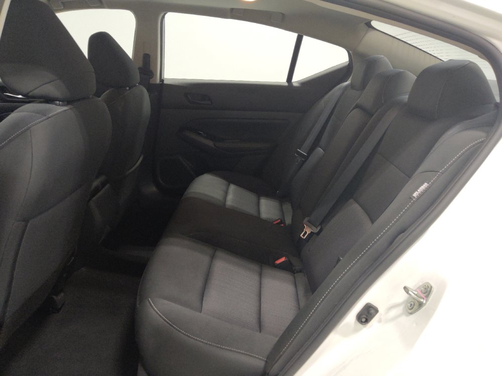 Used 2023 Nissan Altima 2.5 SV w/ SV Premium Package FWD image 18