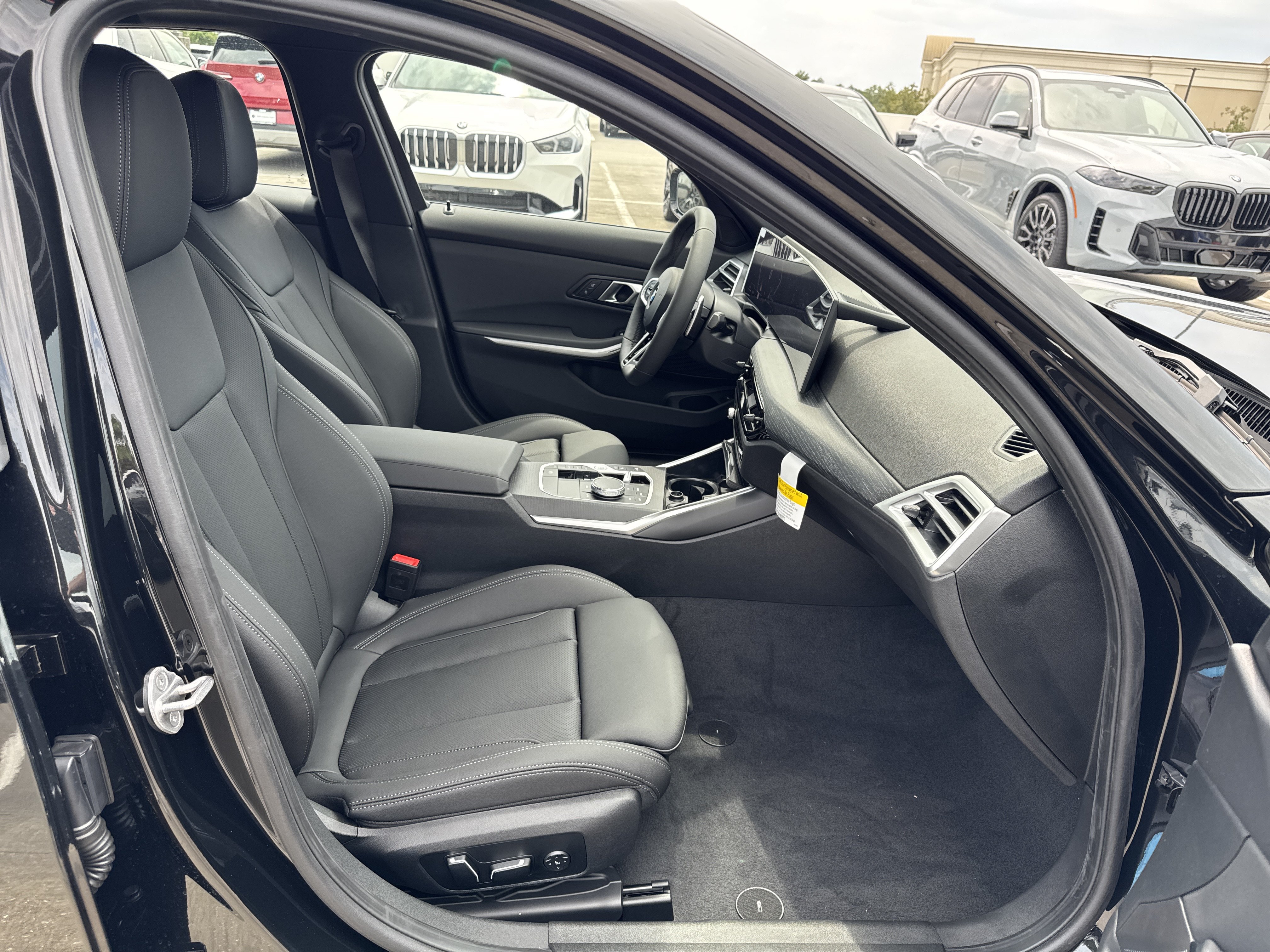 New 2026 BMW 330i Sedan w/ M Sport Package RWD image 9