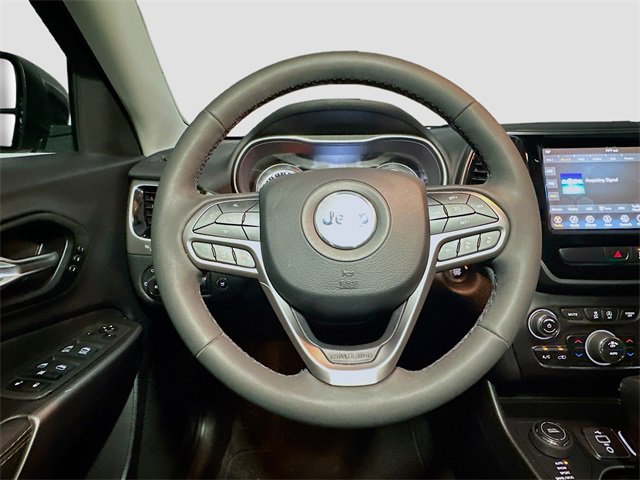 Used 2022 Jeep Cherokee Limited image 10