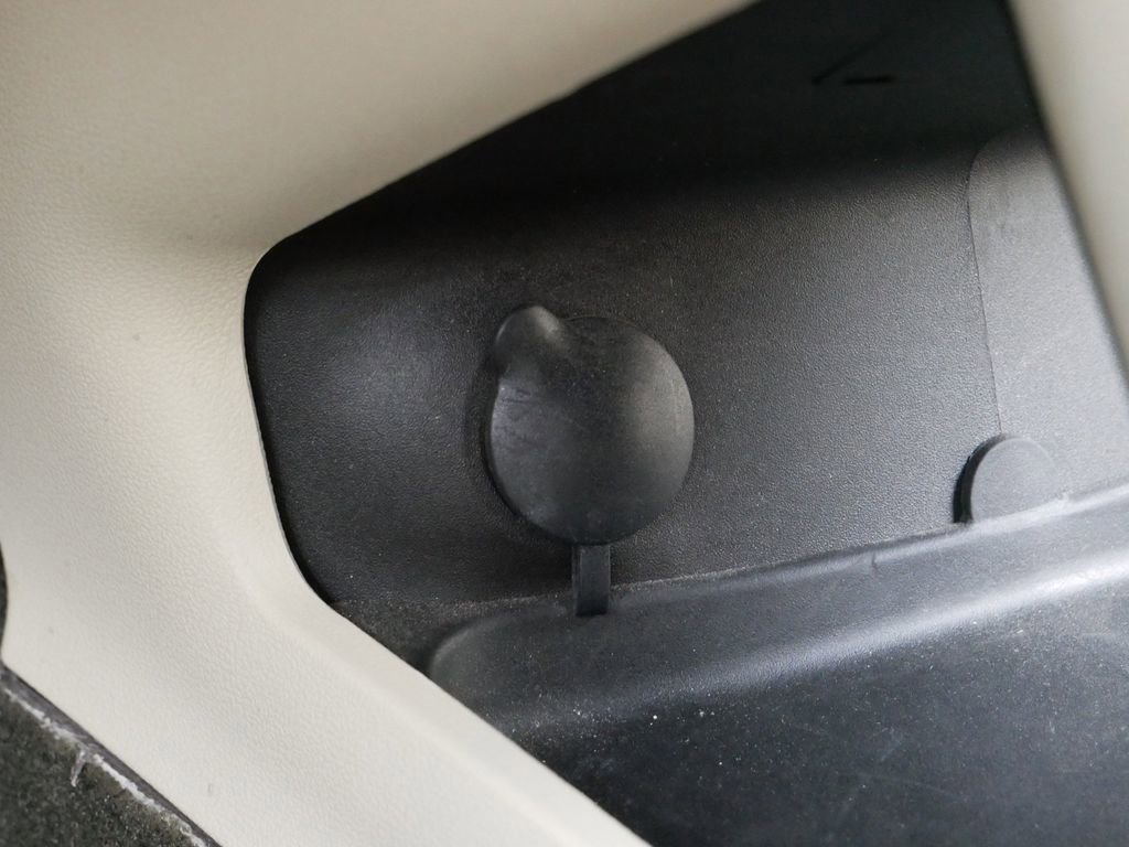 Used 2019 Lincoln MKT AWD image 21