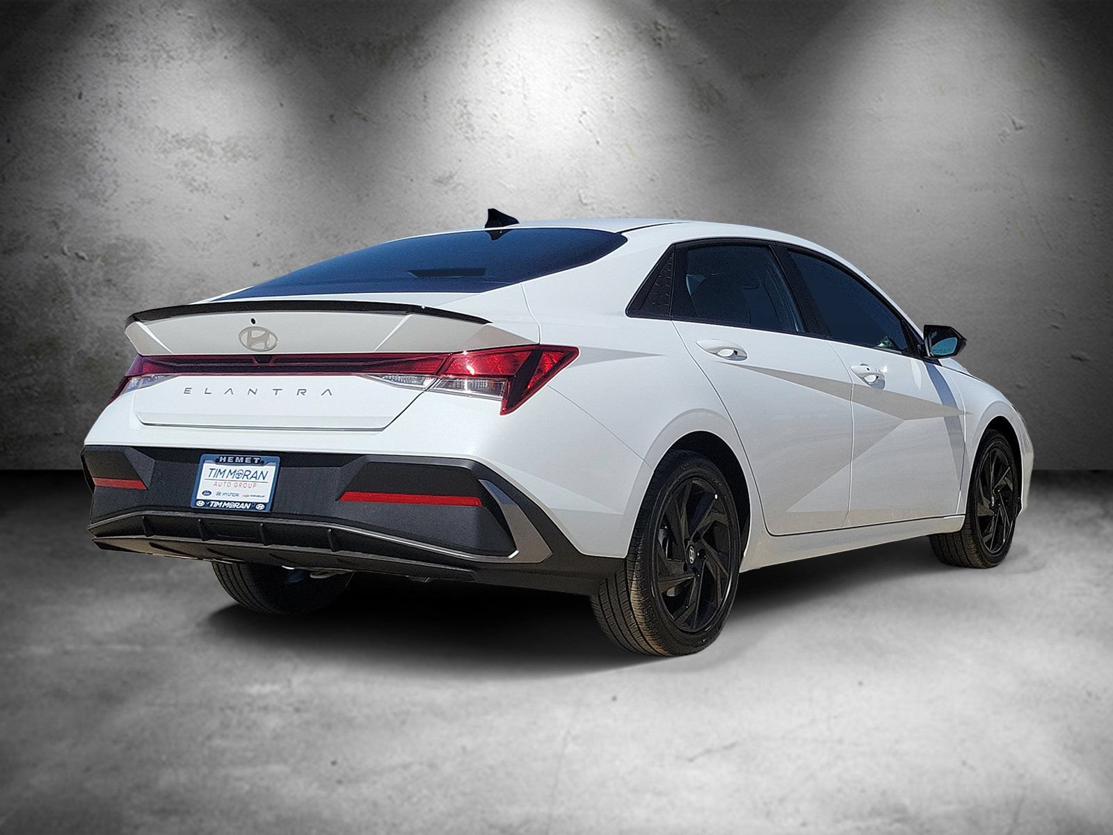 New 2026 Hyundai Elantra SEL Sport FWD image 3