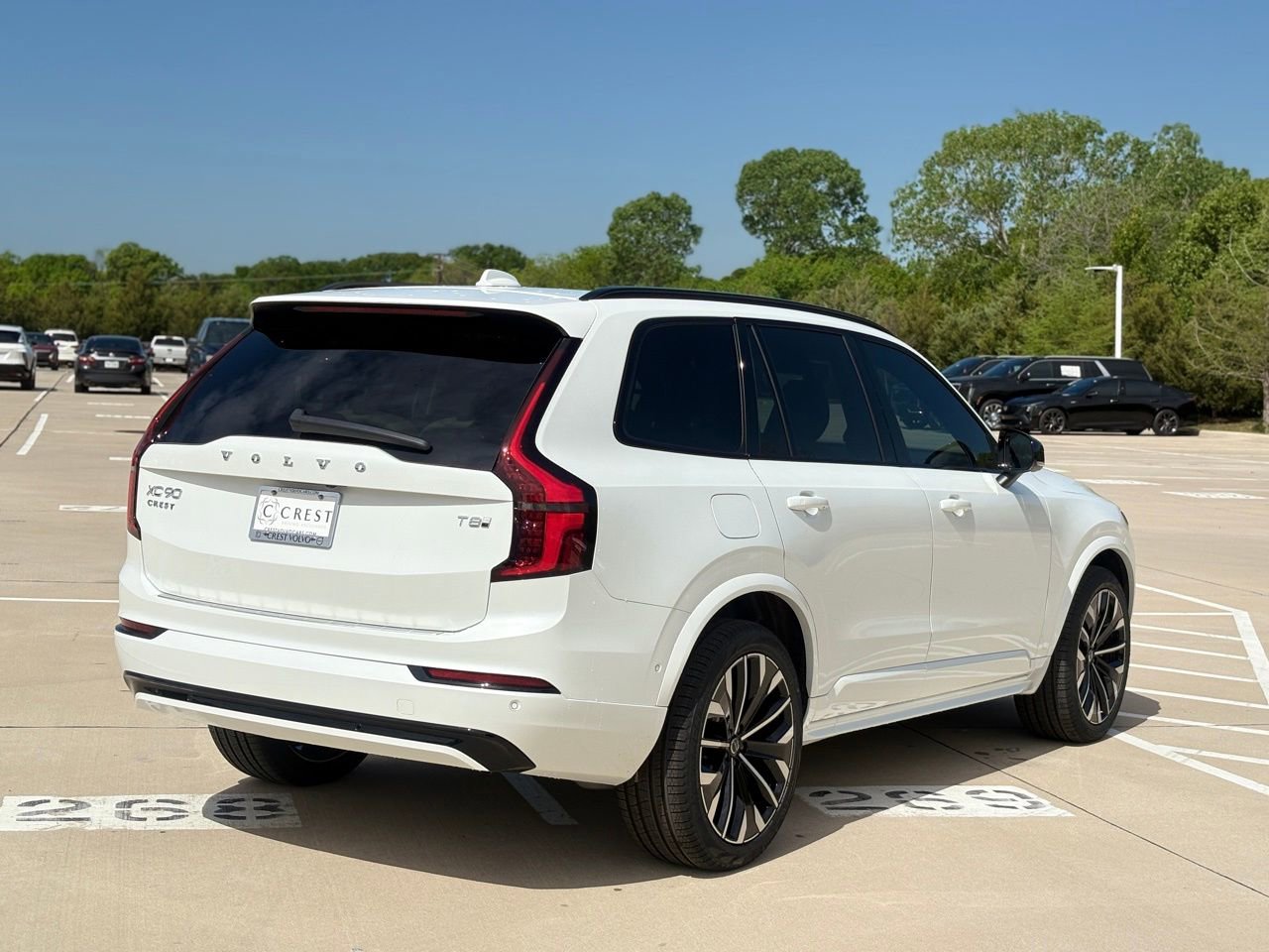 New 2026 Volvo XC90 T8 Ultra w/ Protection Package Premier image 6