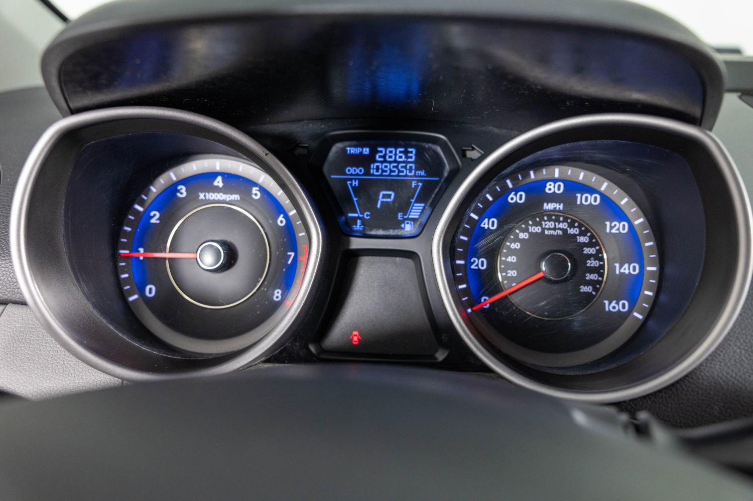 Used 2013 Hyundai Elantra GLS w/ Preferred Pkg FWD image 31
