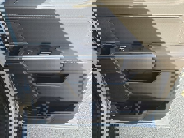 New 2025 Ford F150 XLT w/ Equipment Group 301A Standard image 8