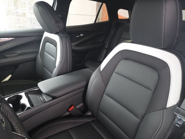 New 2026 Chevrolet Blazer EV LT AWD/4WD image 16
