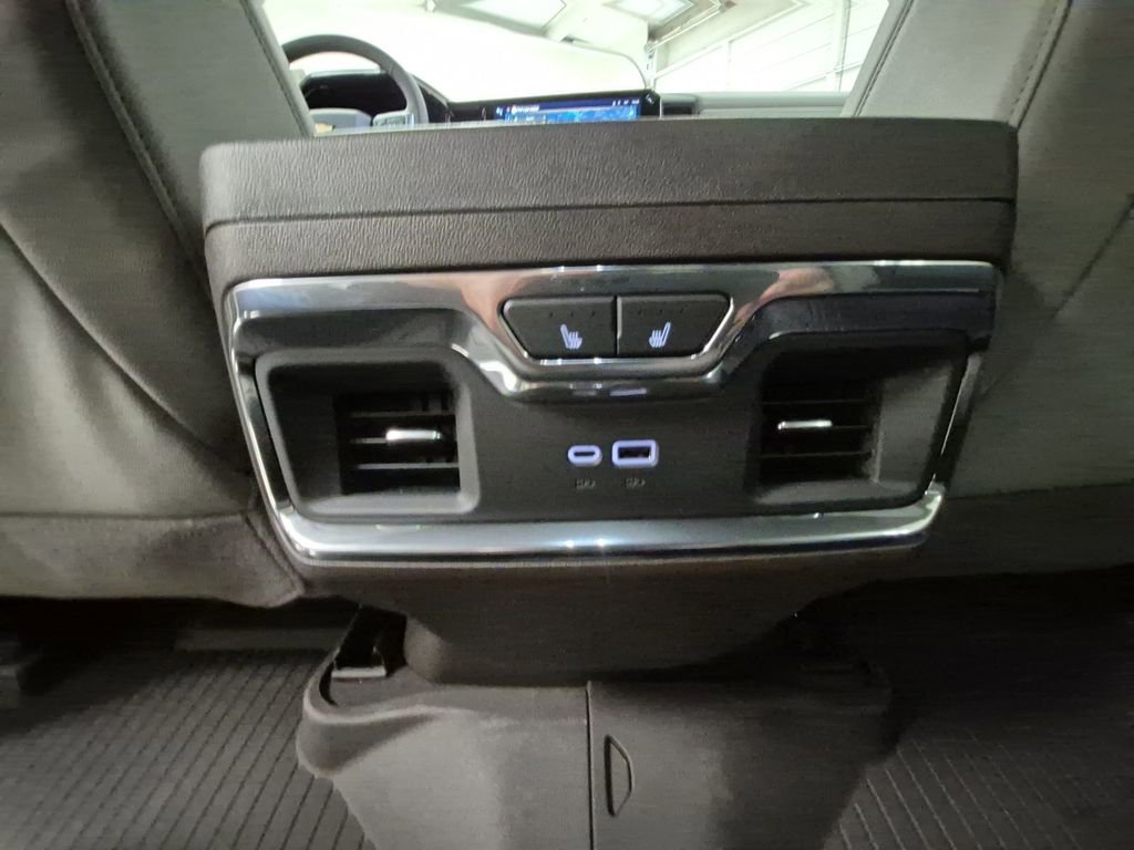 New 2026 Chevrolet Silverado 1500 LTZ w/ Technology Package image 22