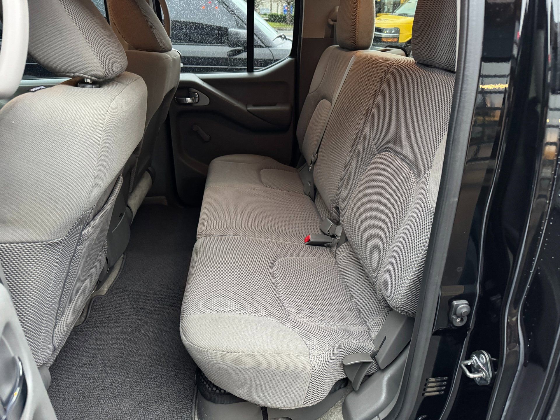 Used 2012 Nissan Frontier S image 16