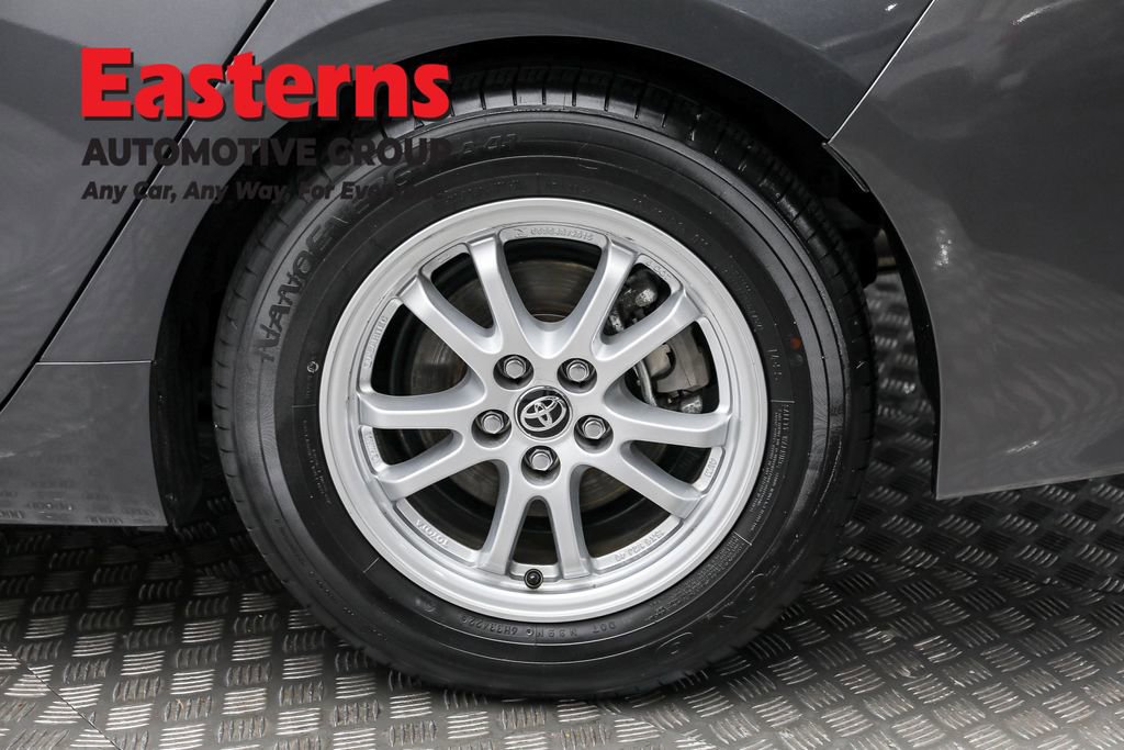 Used 2022 Toyota Prius Prime LE image 8