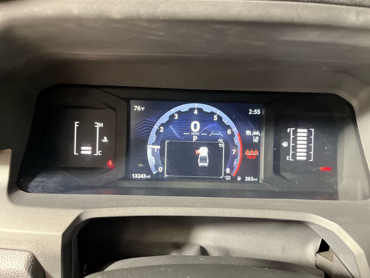 Used 2024 Toyota Tacoma SR5 AWD/4WD image 17