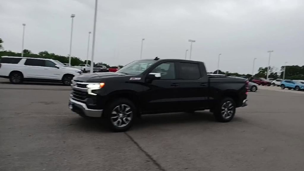 Certified 2025 Chevrolet Silverado 1500 LT w/ All Star Edition Plus AWD/4WD image 4