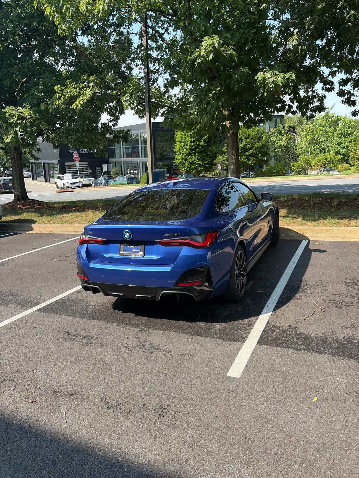 Used 2025 BMW i4 xDrive40i w/ M Sport Package AWD/4WD image 39