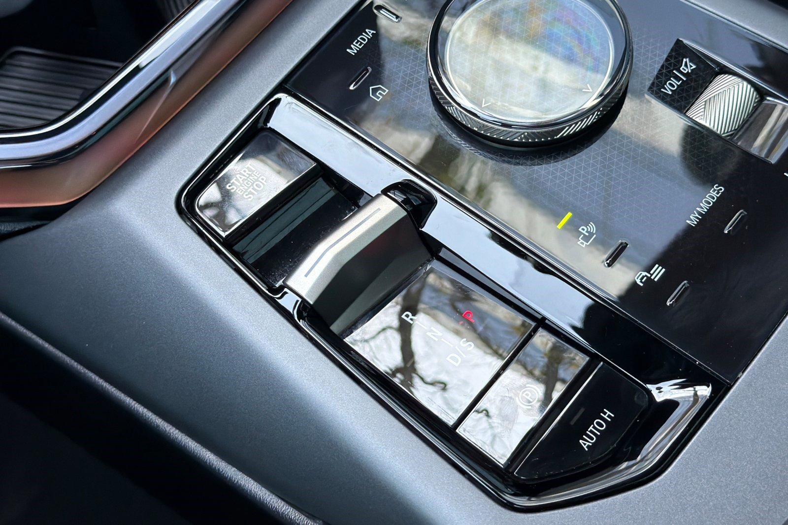 Used 2025 BMW X3 xDrive30i w/ Convenience Package image 28