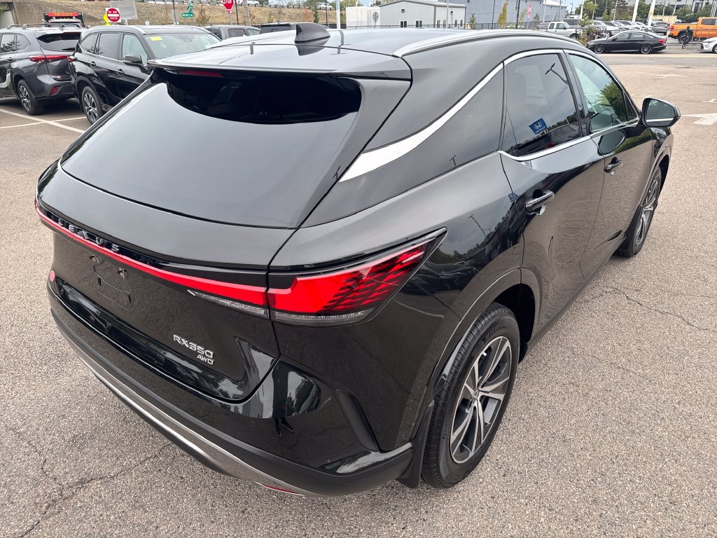 Used 2024 Lexus RX 350 Premium w/ Cold Area Package AWD/4WD image 9