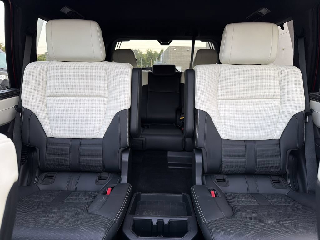Used 2025 Toyota Sequoia Capstone AWD/4WD image 27