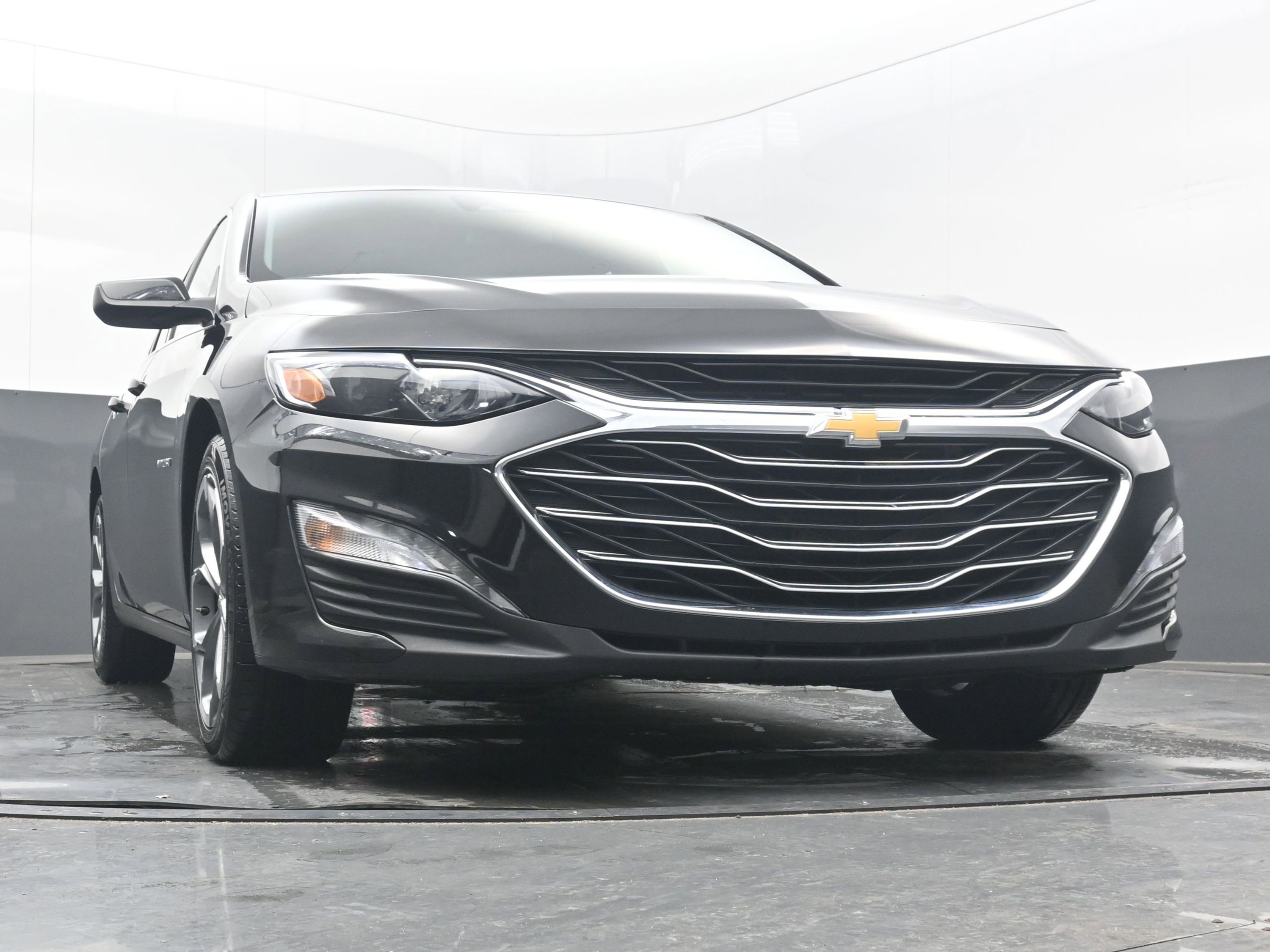 Used 2024 Chevrolet Malibu LT image 21