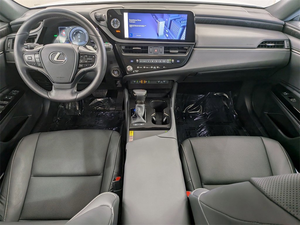 Certified 2024 Lexus ES 300h w/ Premium Package image 33
