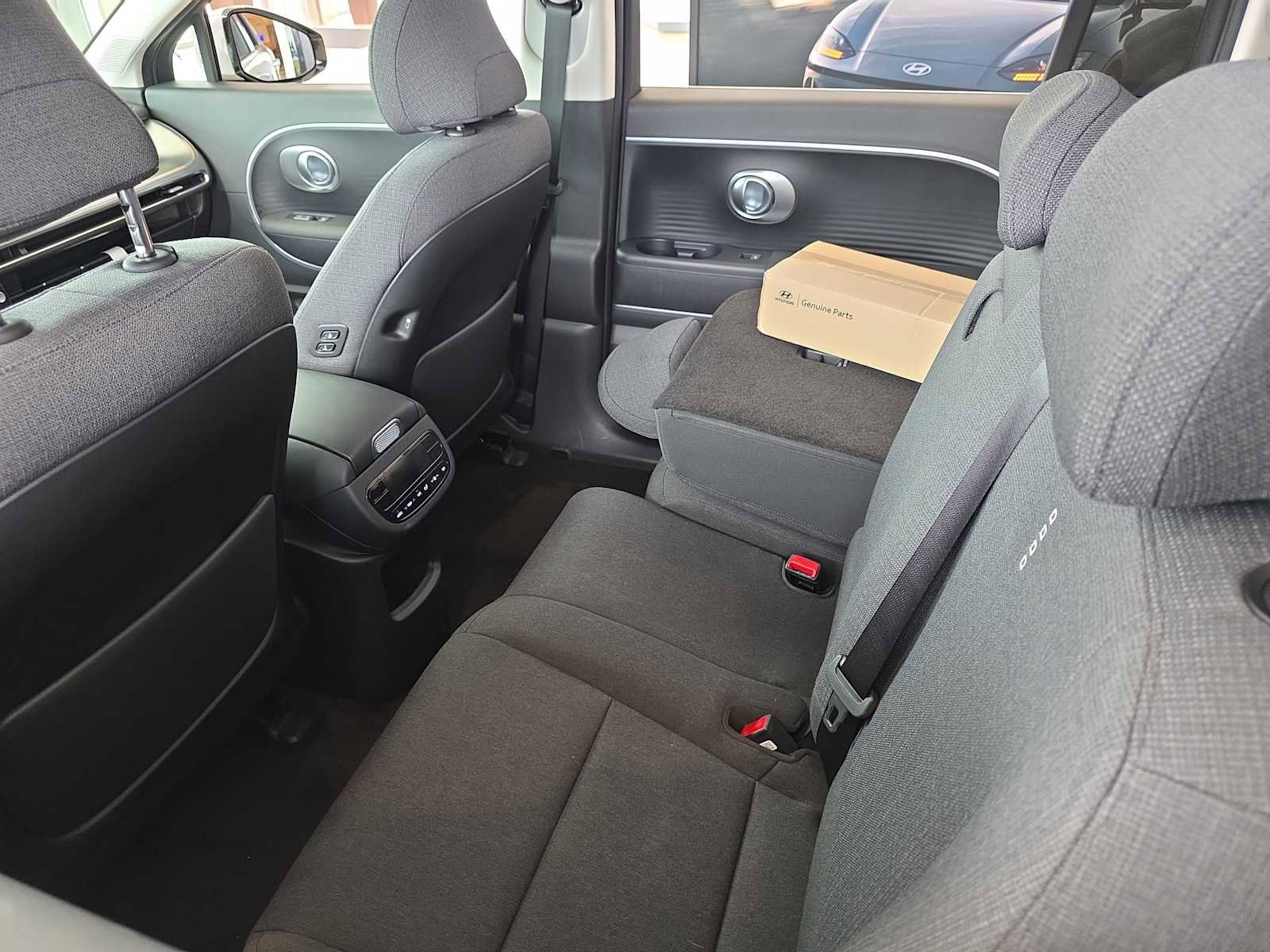 New 2026 Hyundai Ioniq 9 SE image 24