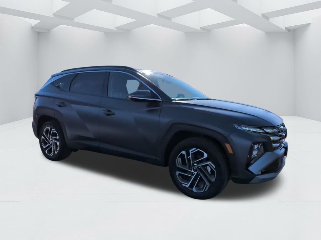 Certified 2025 Hyundai Tucson Limited image 3