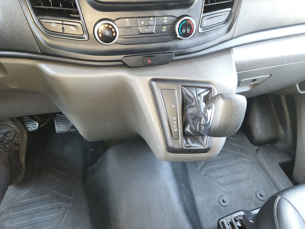 Used 2023 Ford Transit 350 DRW RWD image 23